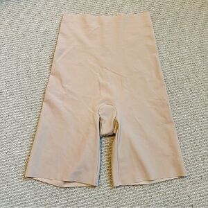 Commando Control Seamless Tan Shapewear Shorts